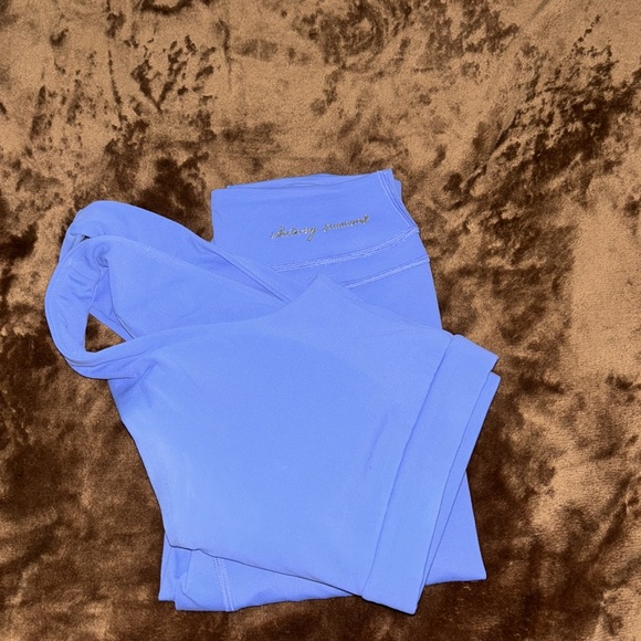 Gymshark Whitney Simmons V2 Set - Picture 7 of 7